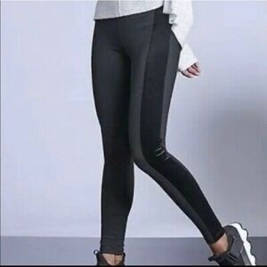 Athleta Metro Velvet Tux Leggings Mid Waisted Black Stripe Gym Fitness Yoga XS